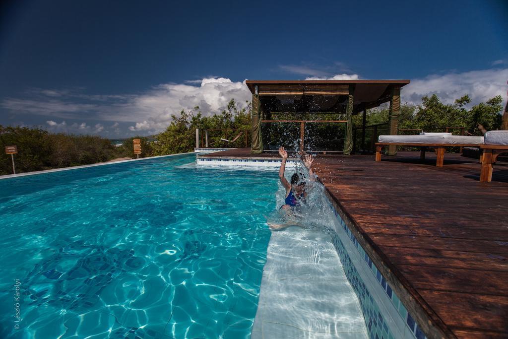Iguana Crossing Boutique Hotel Puerto Villamil Exterior foto
